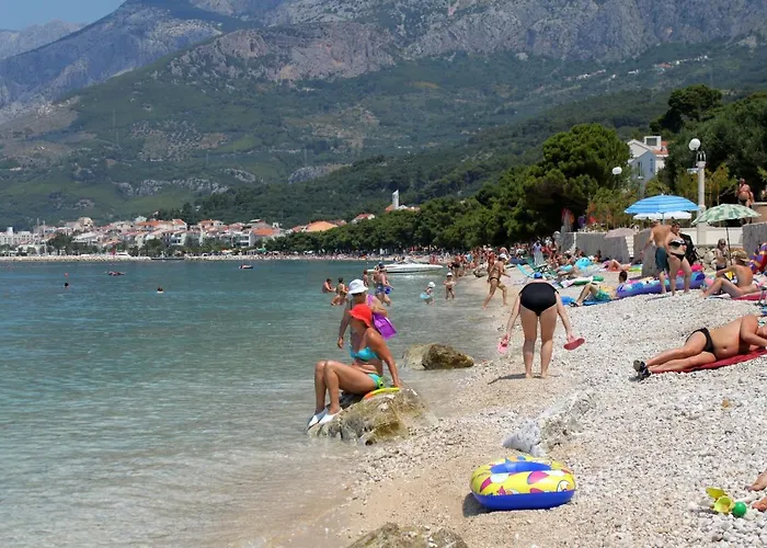 6857c アパート *